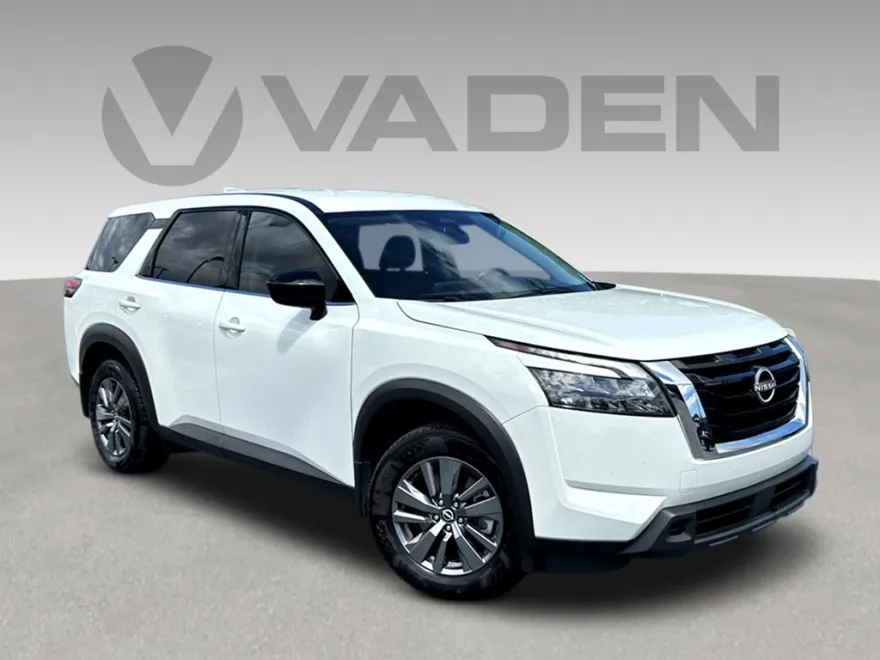 2024 Nissan Pathfinder S photo 1