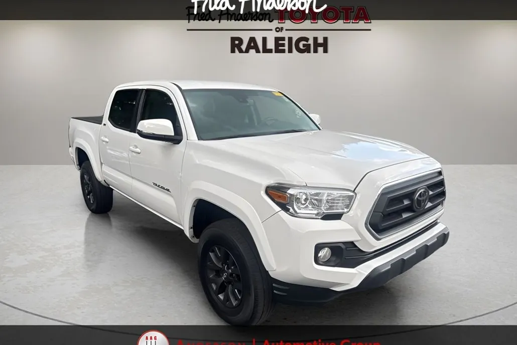 2023 Toyota Tacoma SR5 photo 1