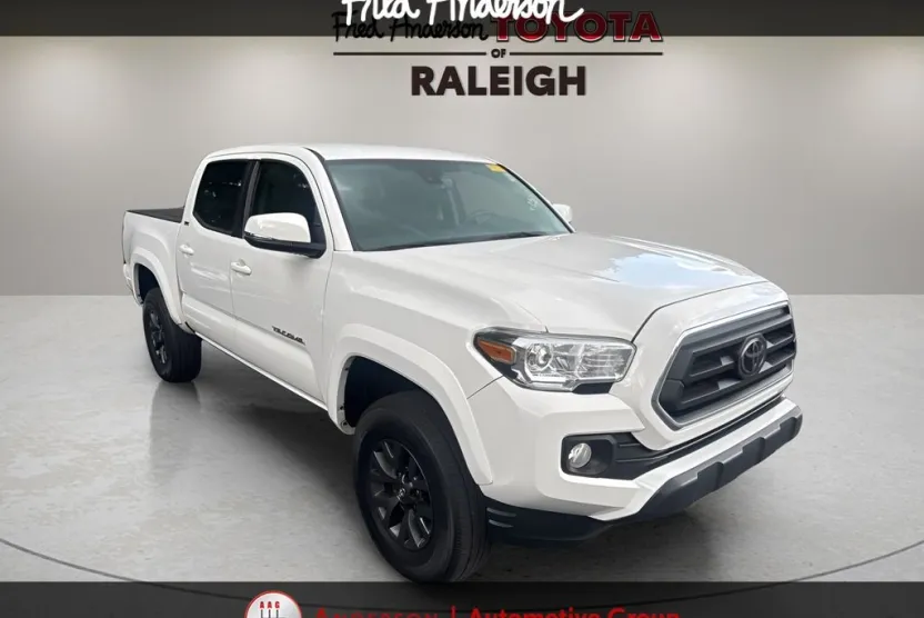 2023 Toyota Tacoma SR5 photo 1