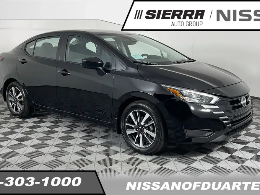 2025 Nissan Versa SV photo 1