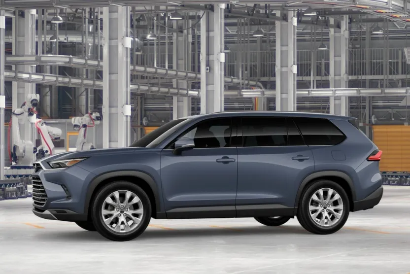 2026 Toyota Highlander Hybrid Limited photo 1