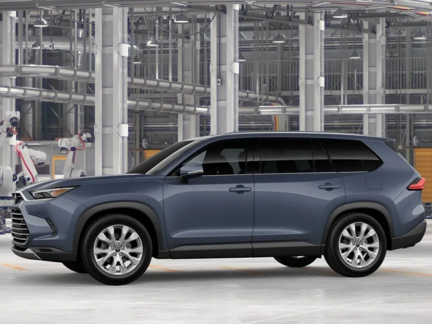 2026 Toyota Highlander Hybrid Limited photo 1