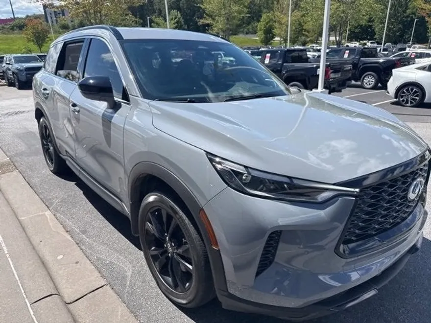 2025 Infiniti QX60 Luxe photo 1