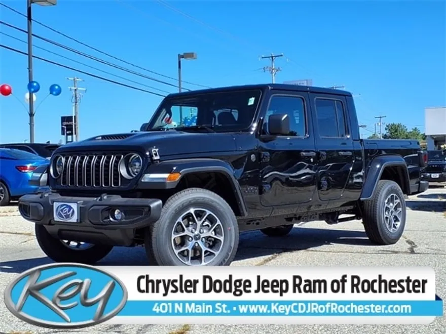 2025 Jeep Gladiator Sport S photo 1