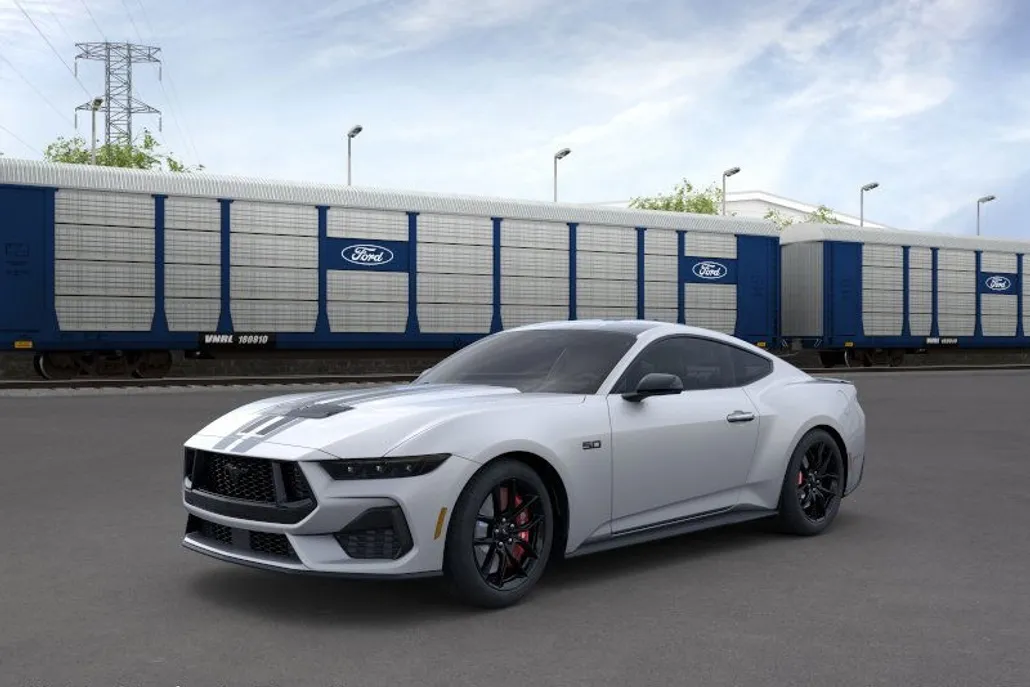 2025 Ford Mustang GT Premium photo 1