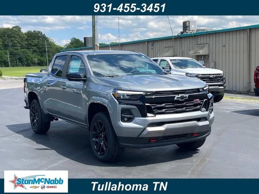 2025 Chevrolet Colorado Z71 photo 1