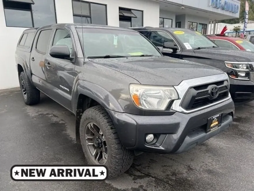 2013 Toyota Tacoma Base Double Cab photo 1