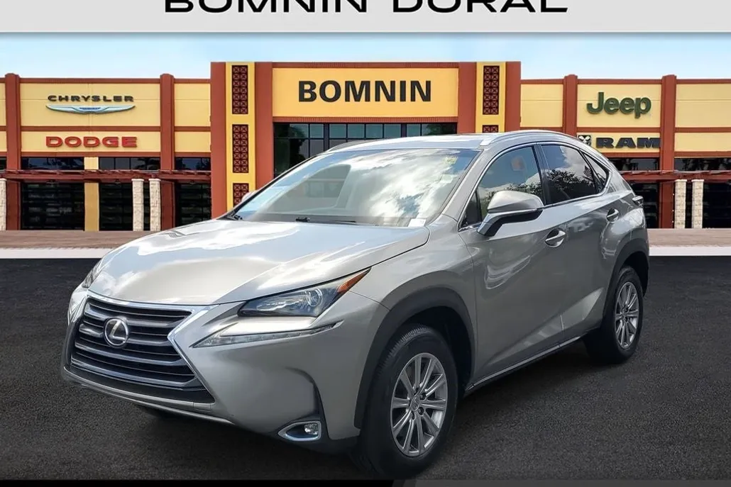 2015 Lexus NX 200t Luxury photo 1