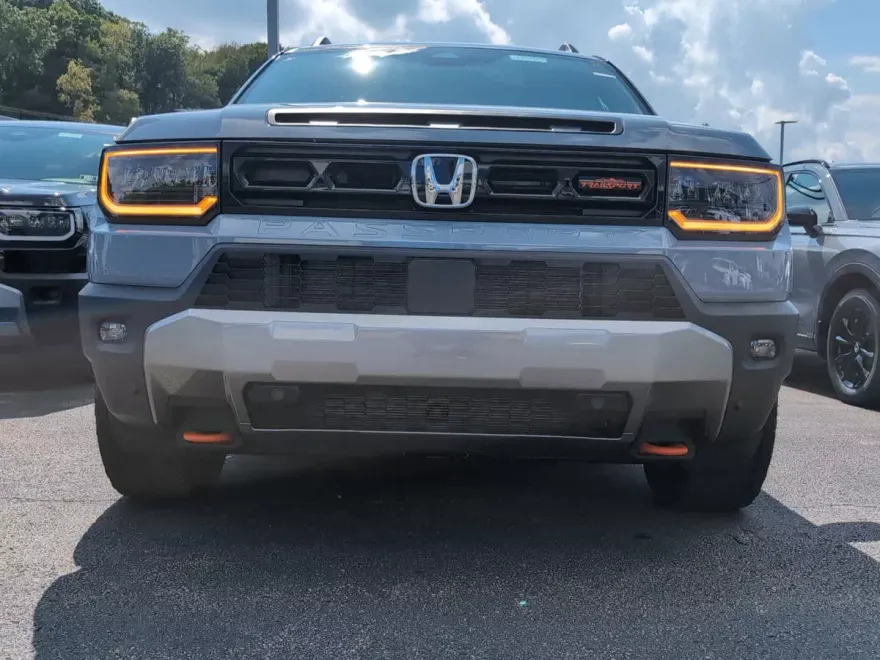 2026 Honda Passport TrailSport photo 1