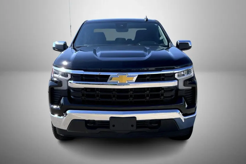 2024 Chevrolet Silverado 1500 LT photo 1