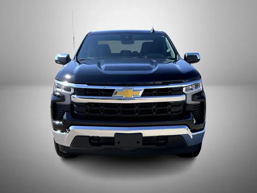 2024 Chevrolet Silverado 1500 LT photo 1