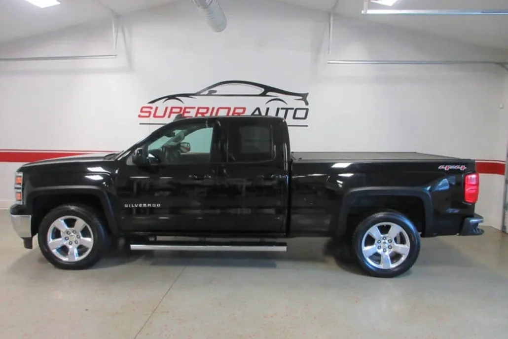2015 Chevrolet Silverado 1500 LT photo 1