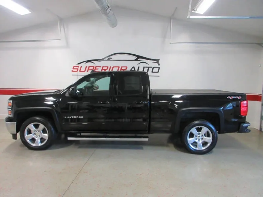 2015 Chevrolet Silverado 1500 LT photo 1