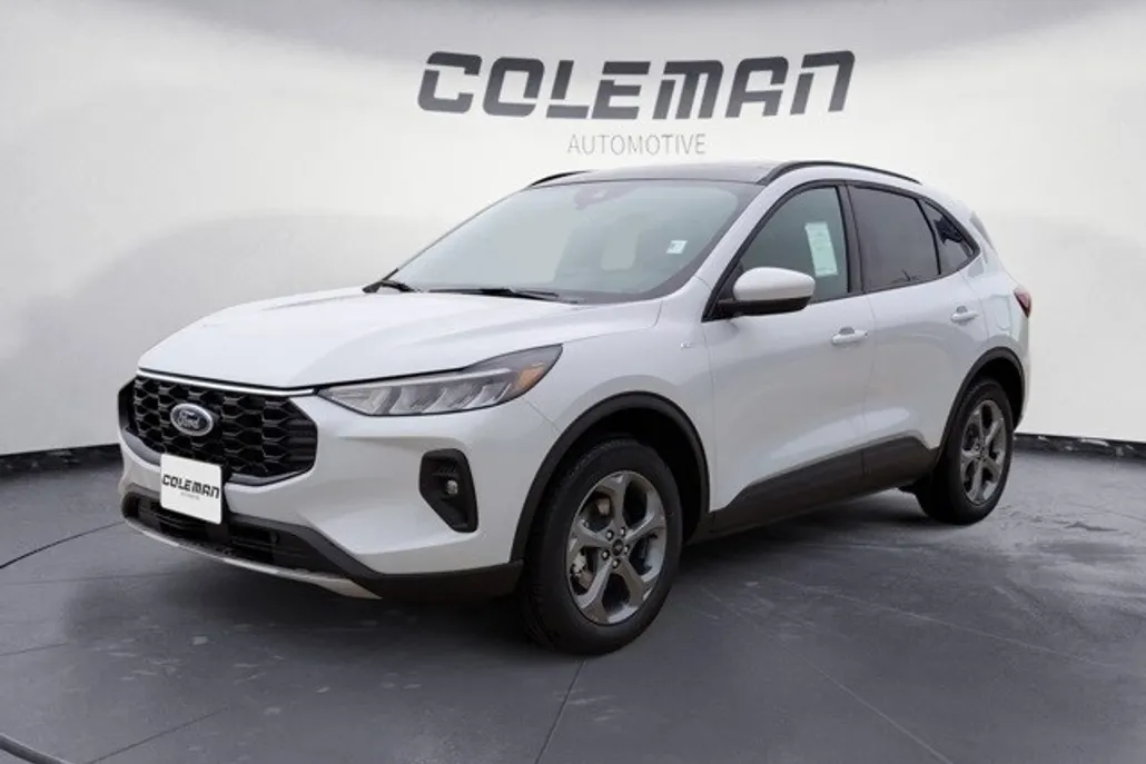 2025 Ford Escape Hybrid ST-Line Select photo 1