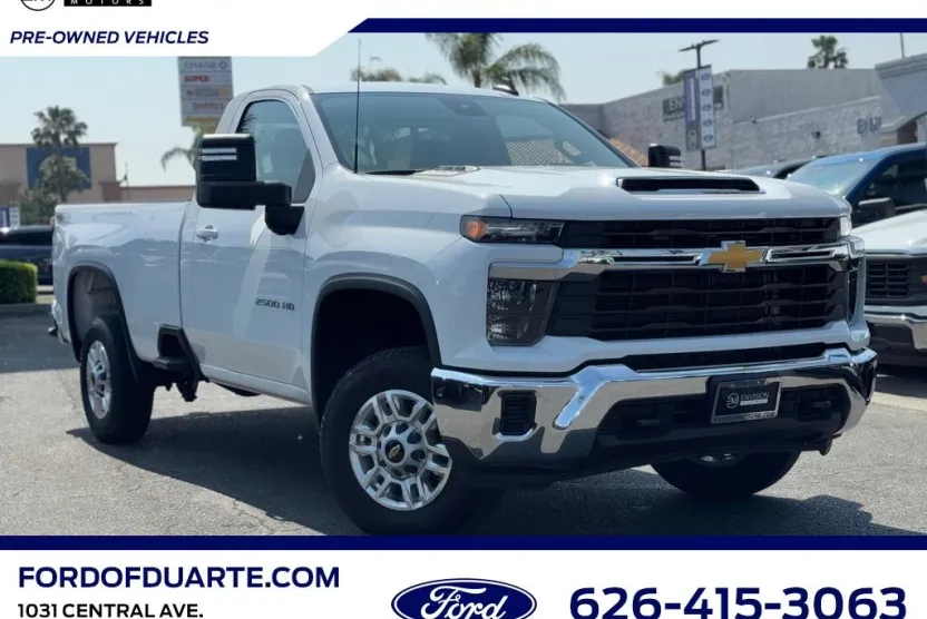 2024 Chevrolet Silverado 2500HD LT photo 1