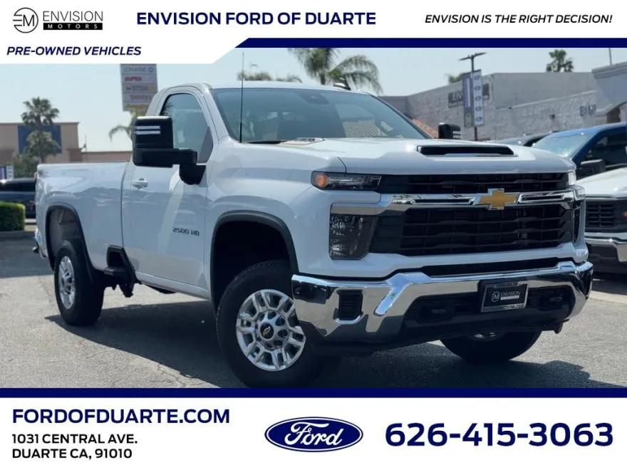 2024 Chevrolet Silverado 2500HD LT photo 1