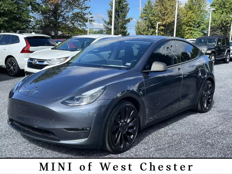 2023 Tesla Model Y Performance photo 1
