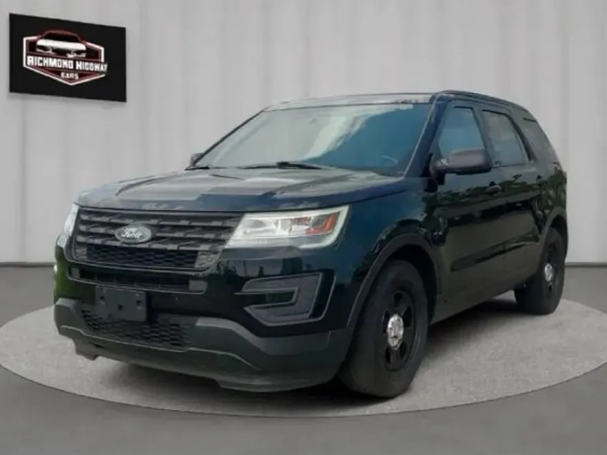 2017 Ford Explorer photo 1