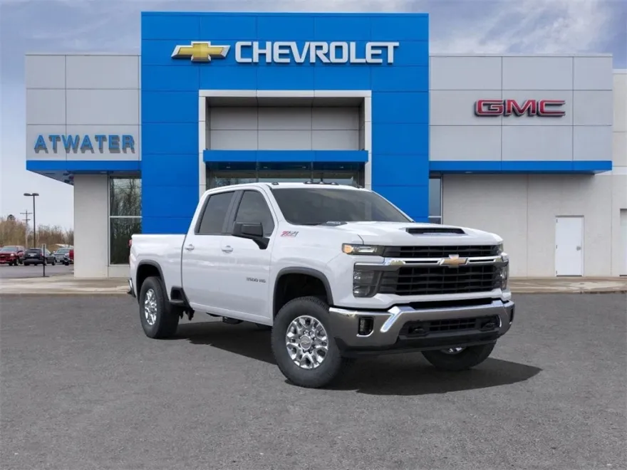 2025 Chevrolet Silverado 3500HD LT photo 1