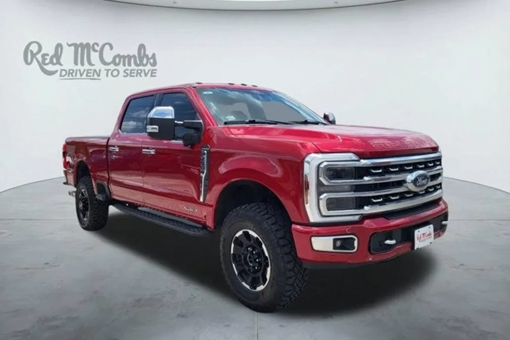 2024 Ford F-250 Platinum photo 1