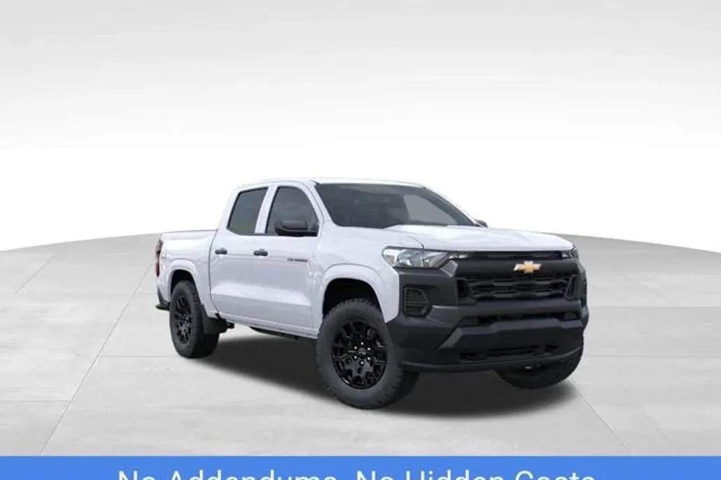 2025 Chevrolet Colorado LT photo 1