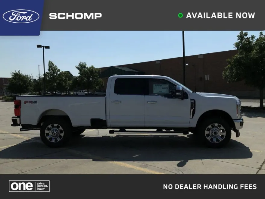 2026 Ford F-350 Lariat photo 1
