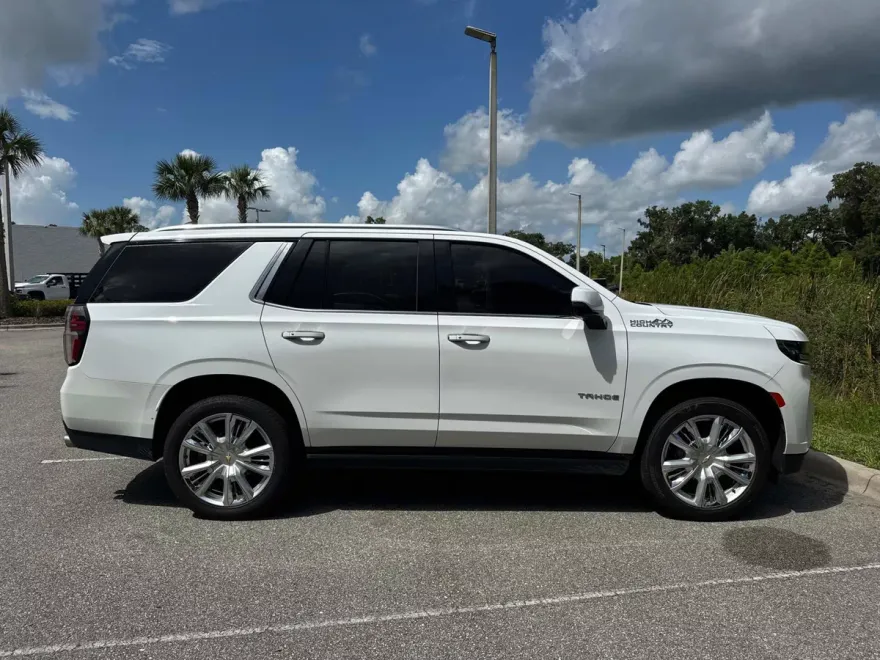 2021 Chevrolet Tahoe High Country photo 1