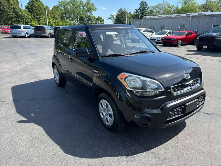2012 Kia Soul Base photo 1