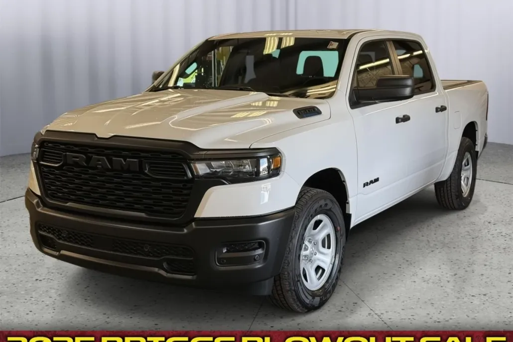 2025 Ram 1500 Tradesman photo 1