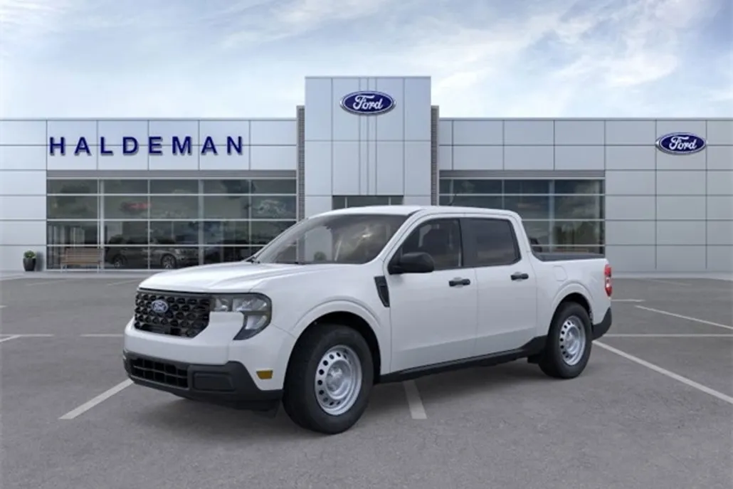 2025 Ford Maverick XL photo 1
