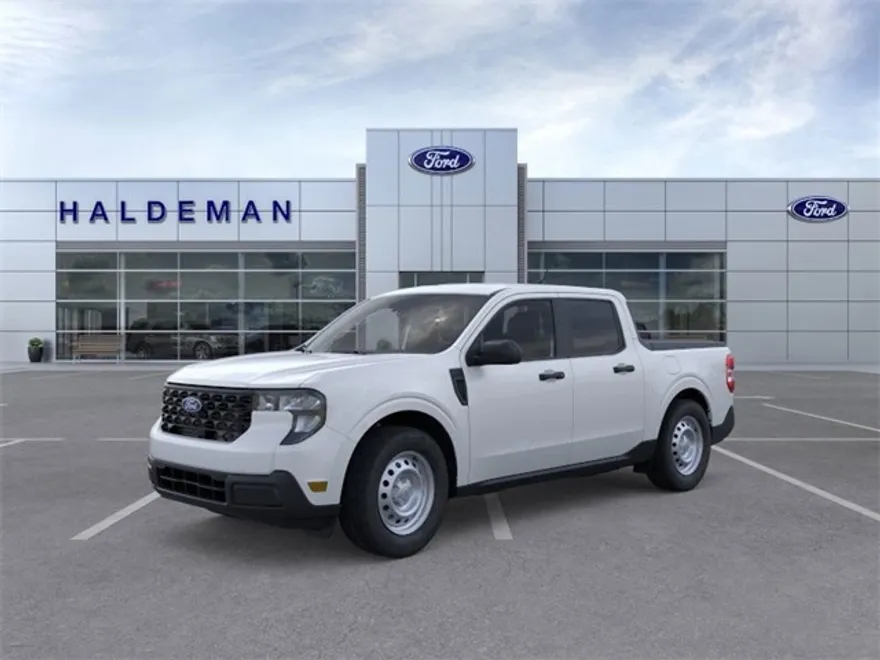 2025 Ford Maverick XL photo 1