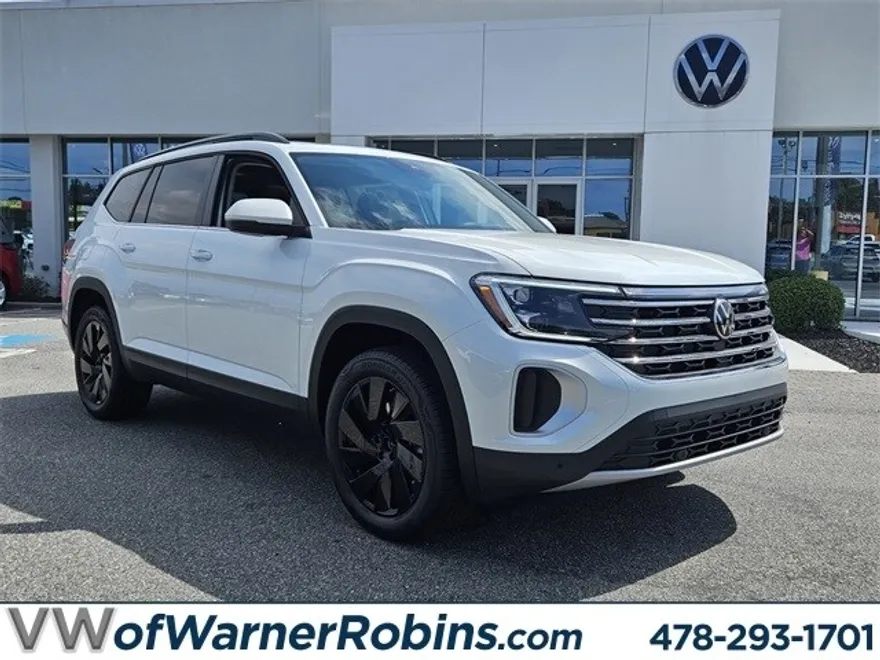 2026 Volkswagen Atlas SE Technology photo 1