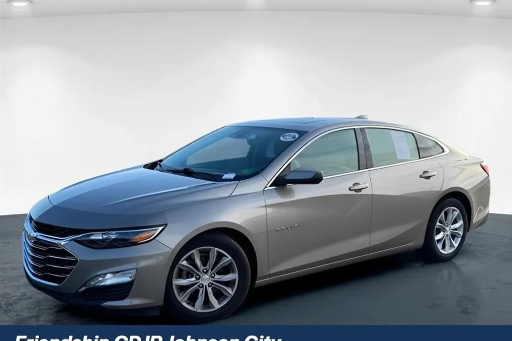 2024 Chevrolet Malibu 1LT photo 1