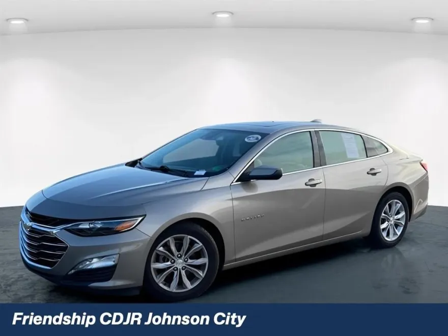 2024 Chevrolet Malibu 1LT photo 1