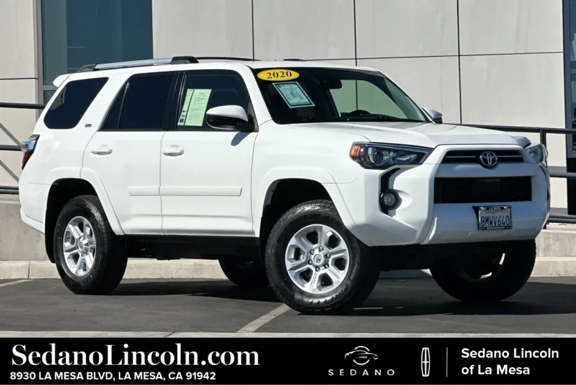 2020 Toyota 4Runner SR5 photo 1