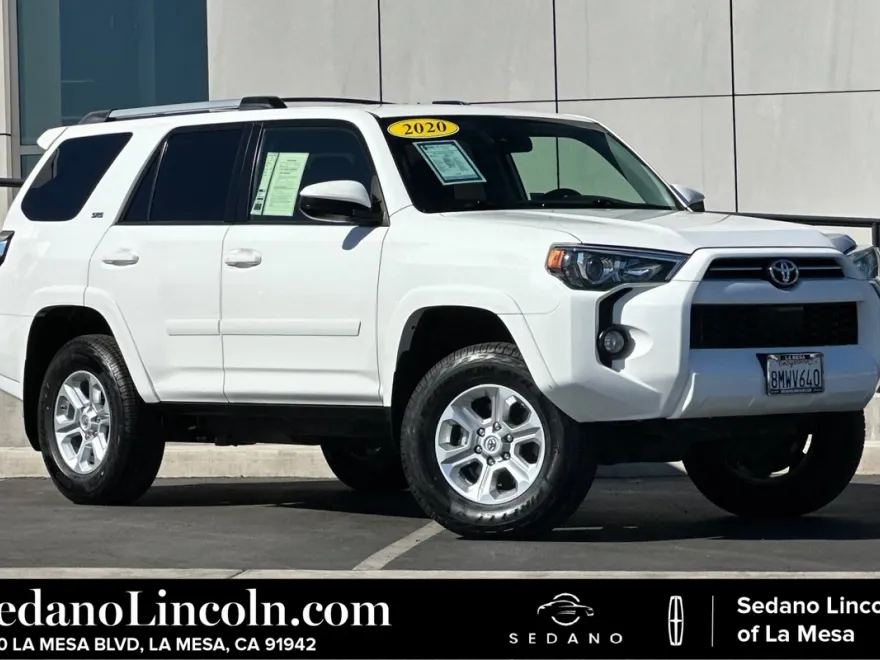 2020 Toyota 4Runner SR5 photo 1