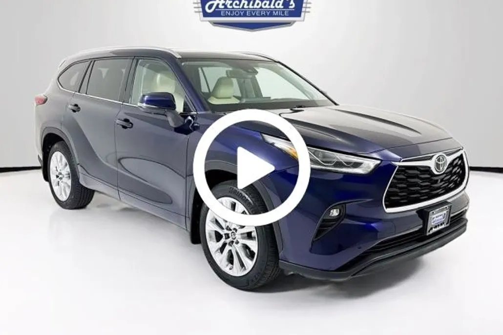2021 Toyota Highlander Limited photo 1