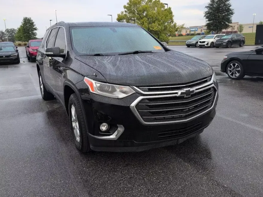 2019 Chevrolet Traverse Cloth 1LT photo 1