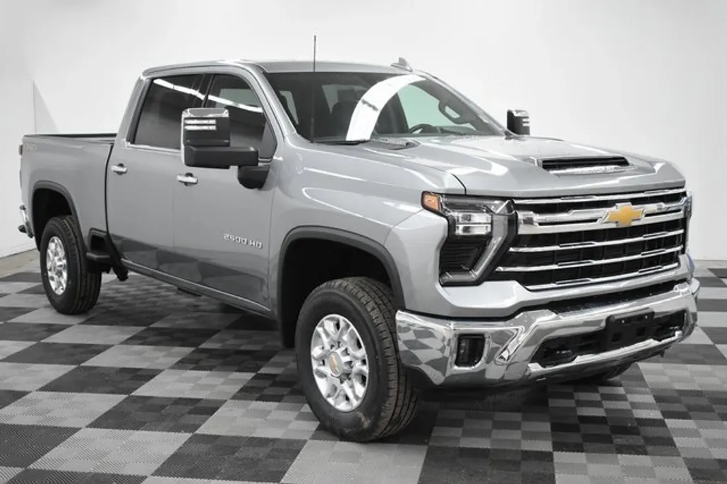 2024 Chevrolet Silverado 2500HD LTZ photo 1
