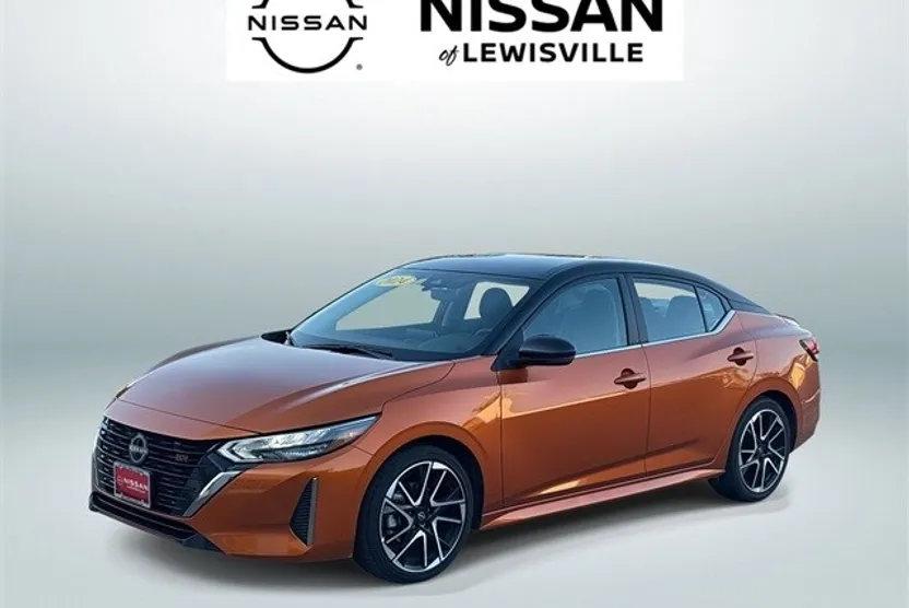2024 Nissan Sentra SR photo 1