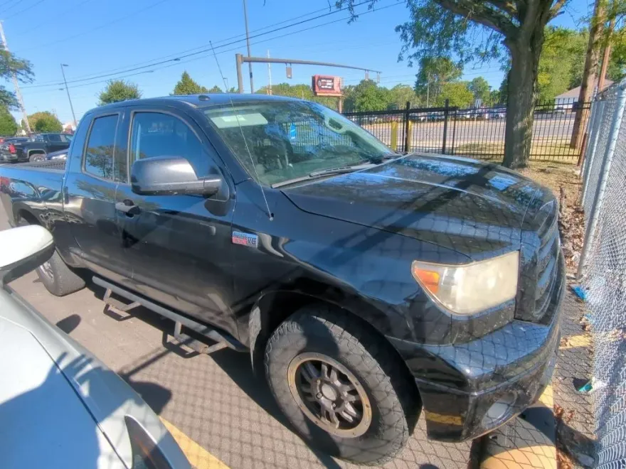 2011 Toyota Tundra Grade photo 1