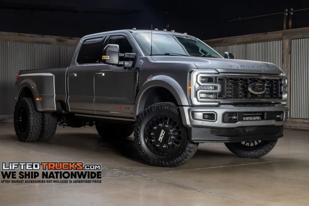 2024 Ford F-450 photo 1