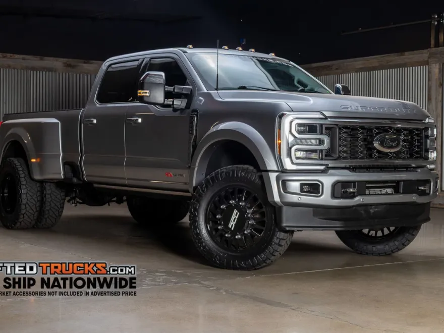 2024 Ford F-450 photo 1