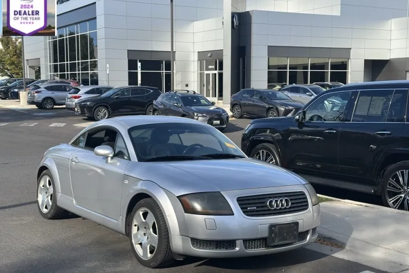 2002 Audi TT 1.8T Quattro photo 1