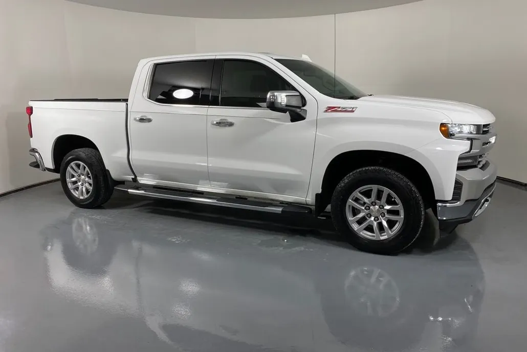 2020 Chevrolet Silverado 1500 LTZ photo 1