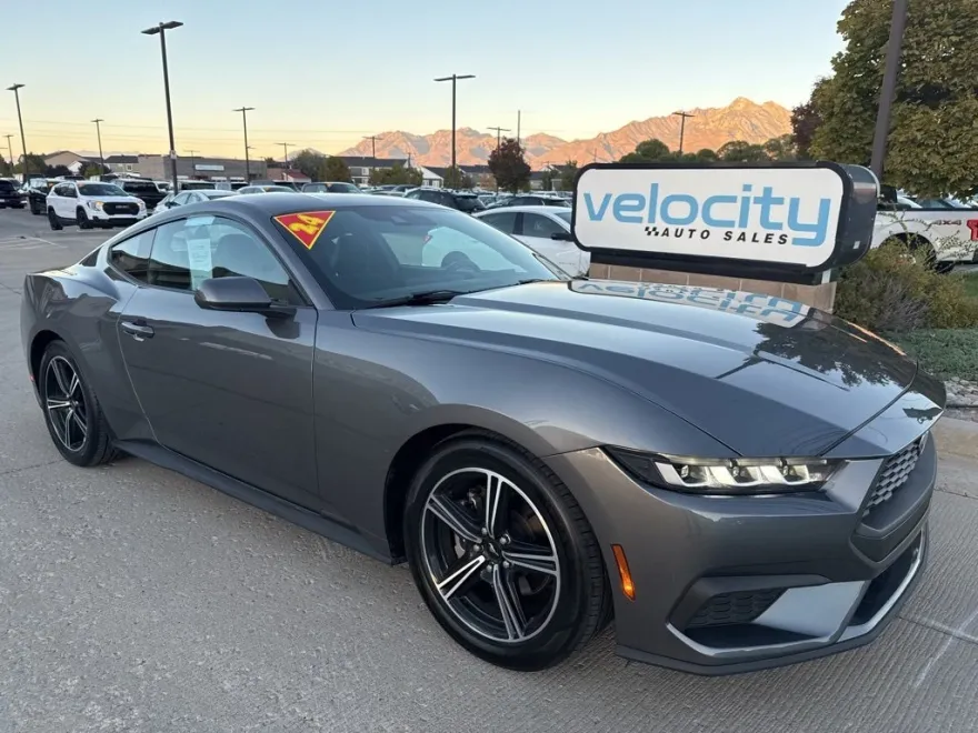 2024 Ford Mustang EcoBoost photo 1