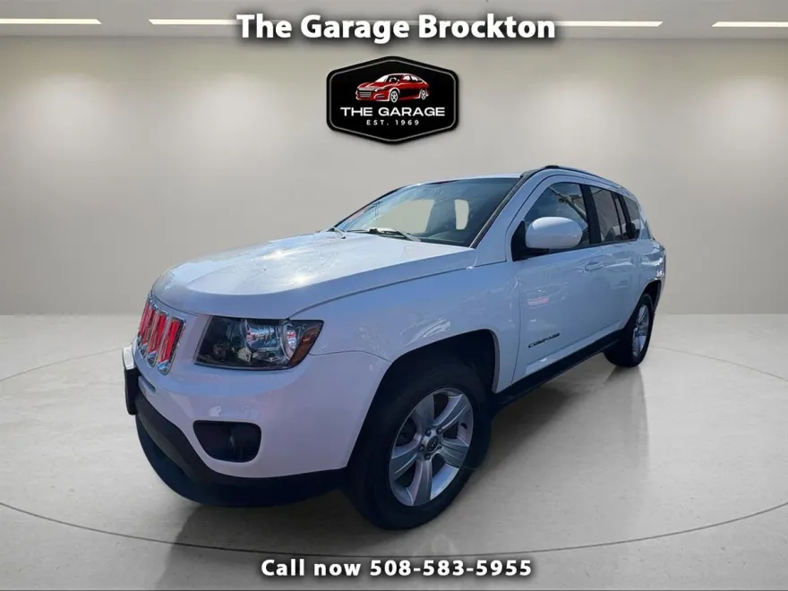 2015 Jeep Compass Latitude photo 1