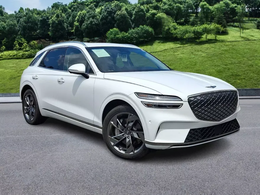 2024 Genesis Electrified GV70 Advanced photo 1