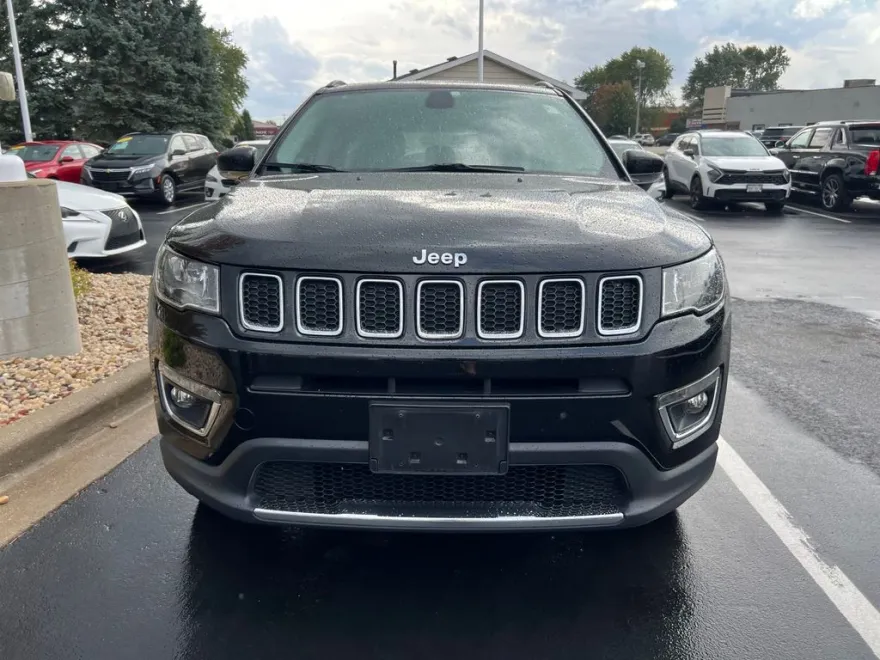 2018 Jeep Compass Limited photo 1