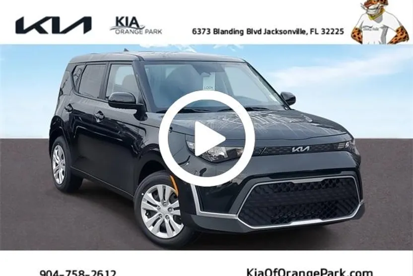 2025 Kia Soul LX photo 1